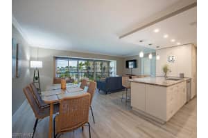 3000 Gulf Shore Boulevard, Naples, FL 34103 Sold 11/19/24