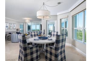 315 Dunes Boulevard, NAPLES, FL 34110 Sold 03/20/24