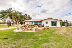 2201 Sanibel Boulevard, St James City, FL 33956 - MLS#223083649