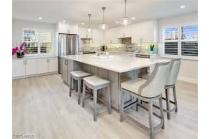 880 Huron Court, MARCO ISLAND, FL 34145 Sold 04/19/24