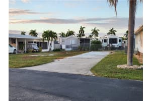 211 Derwent Boulevard, Fort Myers, FL 33908 - MLS#223083817