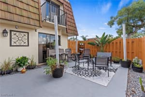 1460 Park Shore Circle, FORT MYERS, FL 33901 Sold 04/12/24