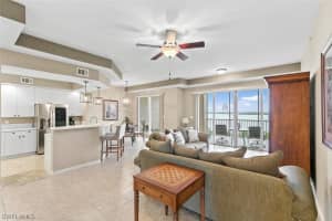 269 Vintage Bay Drive, MARCO ISLAND, FL 34145 Sold 04/24/24