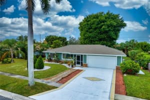 6995 Pickadilly Court, FORT MYERS, FL 33919 Sold 01/12/24