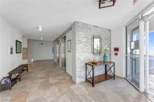 290 NAPLES COVE Drive, NAPLES, FL 34110 Sold 04/24/24