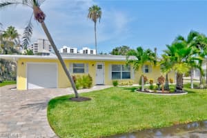 2 Fairview Blvd, Fort Myers Beach