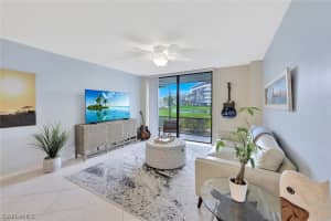 601 Seaview Court, MARCO ISLAND, FL 34145 Sold 04/11/24
