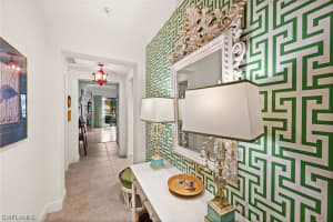985 Sandpiper Street, NAPLES, FL 34102 Sold 05/10/24