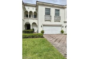 7077 Venice Way, NAPLES, FL 34119 Sold 04/10/24