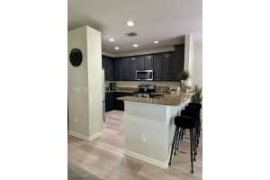 7077 Venice Way, NAPLES, FL 34119 Sold 04/10/24