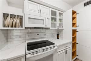 8851 Colonnades Court, BONITA SPRINGS, FL 34135 Sold 01/04/24