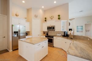 1067 Tivoli Drive, NAPLES, FL 34104 Sold 07/01/24