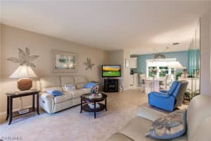 1092 Forest Lakes Drive, NAPLES, FL 34105 Sold 03/27/24
