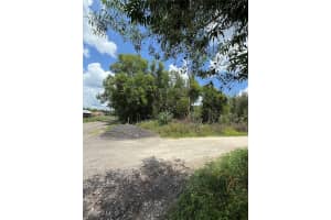 MLS# 223086461, Naples, Florida 34120