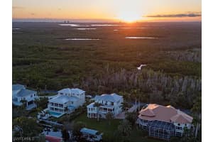 6511 Jacobs Drive, FORT MYERS, FL 33908 Sold 05/10/24