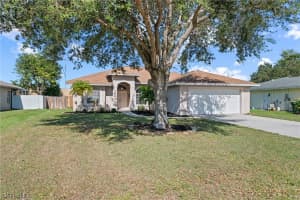 879 Grove Drive, NAPLES, FL 34120 Sold 05/23/24
