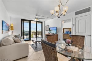 180 Seaview Court, MARCO ISLAND, FL 34145 Sold 03/08/24