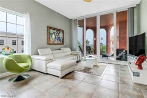 410 Bayfront Place, NAPLES, FL 34102 Sold 05/07/24