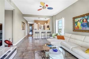 410 Bayfront Place, NAPLES, FL 34102 Sold 05/07/24