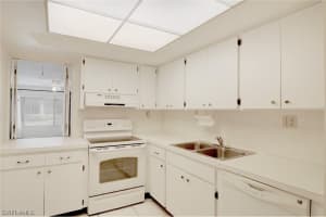 2264 Winkler Avenue, FORT MYERS, FL 33901 Sold 05/20/24