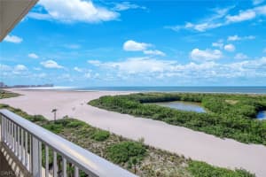 380 Seaview Court, MARCO ISLAND, FL 34145 Sold 08/21/24