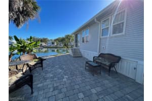 389 Leopard Lane, NAPLES, FL 34114 Sold 02/15/24