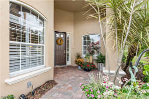 5857 Paradise Circle, NAPLES, FL 34110 Sold 05/20/24
