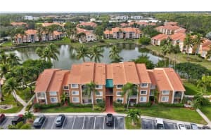 1275 Wildwood Lakes Boulevard, NAPLES, FL 34104 Sold 01/29/24