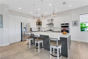8944 Saint Lucia Drive, NAPLES, FL 34114 Sold 04/30/24