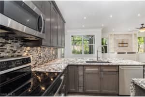 21270 Braxfield Loop, ESTERO, FL 33928 Sold 04/01/24