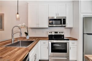 1965 Courtyard Way, NAPLES, FL 34112 Sold 05/10/24