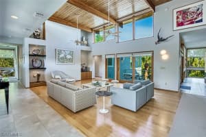 558 Yachtsman Drive, SANIBEL, FL 33957 Sold 03/25/24