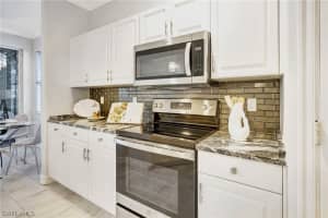 929 Carrick Bend Circle, NAPLES, FL 34110 Sold 03/13/24