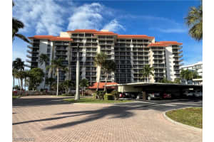 180 Seaview Court, MARCO ISLAND, FL 34145 Sold 02/27/24