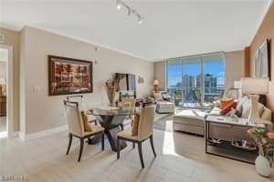3000 Oasis Grand Boulevard, FORT MYERS, FL 33916 Sold 01/09/24