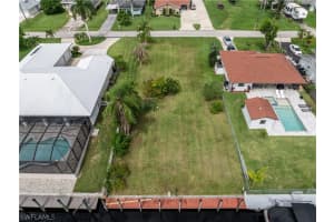 2138 Aruba Avenue, Fort Myers, FL 33905 Sold 11/08/24