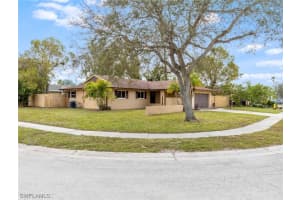 6511 Furman Boulevard, FORT MYERS, FL 33919 Sold 01/24/24