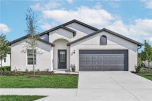 825 Gen D Macarthur Ave, Labelle