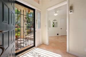 338 Carinosa Court, NAPLES, FL 34110 Sold 05/30/24