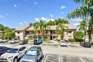 5735 Foxlake Drive, NORTH FORT MYERS, FL 33917 Sold 07/31/24