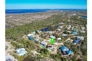 3025 Poinciana Circle, SANIBEL, FL 33957 Sold 06/14/24