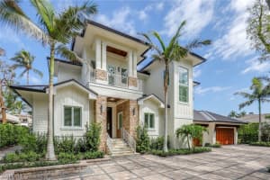 465 18th Avenue, NAPLES, FL 34102 Sold 04/24/24
