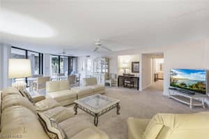 520 Collier Boulevard, MARCO ISLAND, FL 34145 Sold 07/19/24