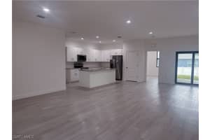 8008 SANDALWOOD Circle, LABELLE, FL 33935 Sold 11/01/24
