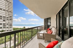 220 Collier Boulevard, MARCO ISLAND, FL 34145 Sold 02/13/24