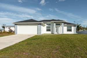 4020 33RD ST. SW 4020 33RD ST. SW Street, LEHIGH ACRES, FL 33976 Sold 12/03/24