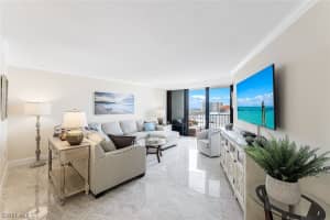 260 Seaview Court, MARCO ISLAND, FL 34145 Sold 02/15/24