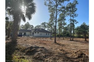 3076 8th Avenue, NAPLES, FL 34120 Sold 09/27/24