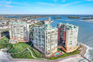 960 Cape Marco Drive, MARCO ISLAND, FL 34145 Sold 04/30/24