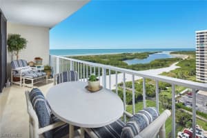 320 Seaview Court, MARCO ISLAND, FL 34145 Sold 02/27/24
